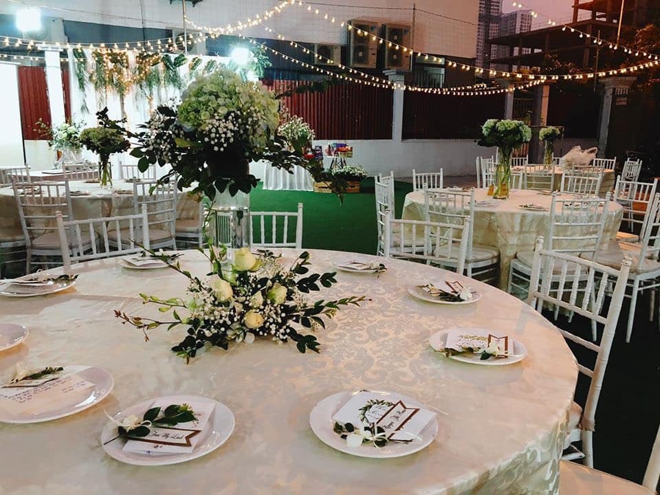 Bàn ghế Banquet đẹo mê ly giữa tiệc cưới
