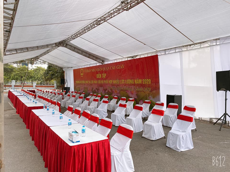 Việt Hà event cung cấp bàn ghế sự kiện giá rẻ