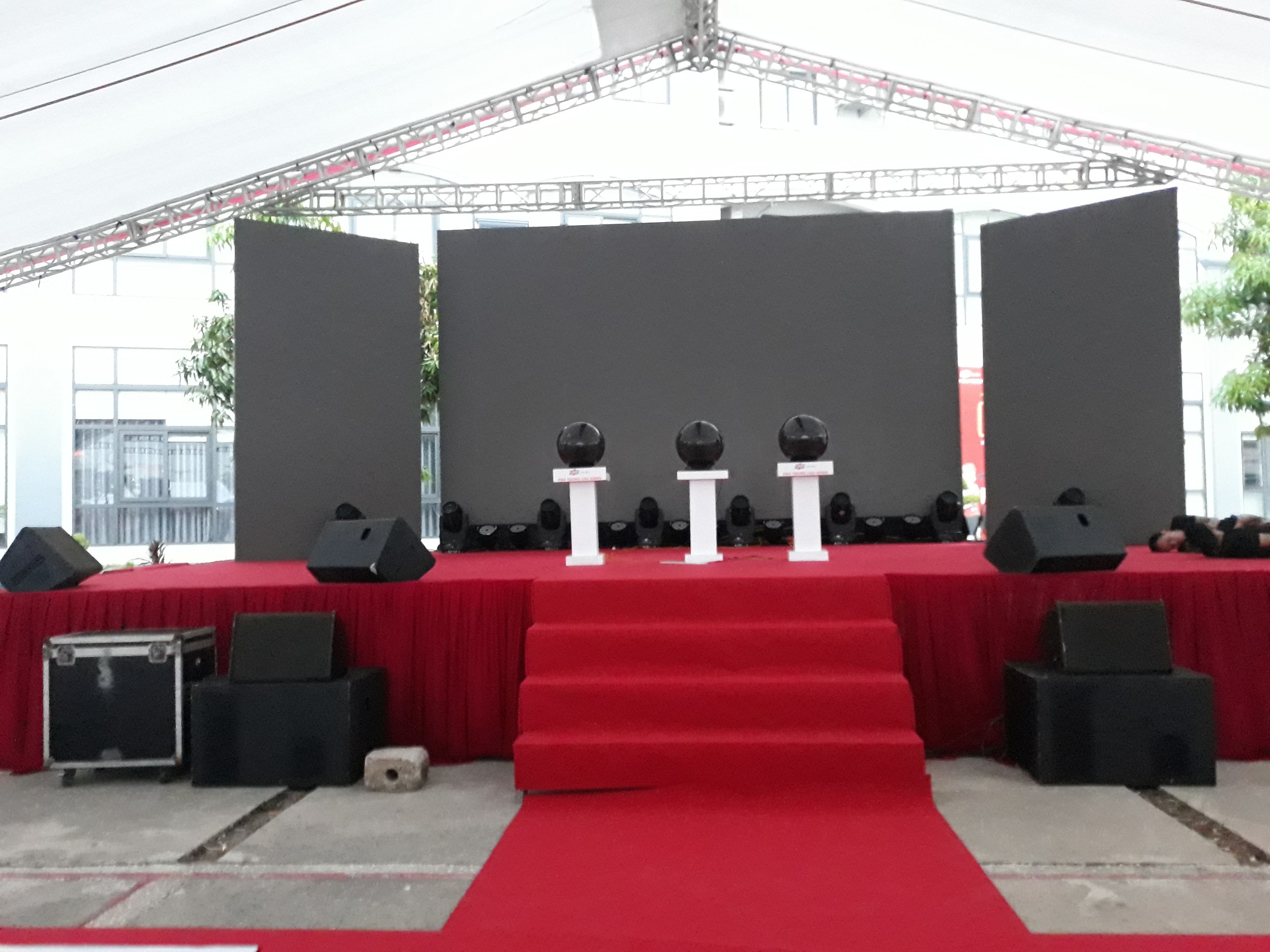 Thi công backdrop màn hình led chuyên nghiệp