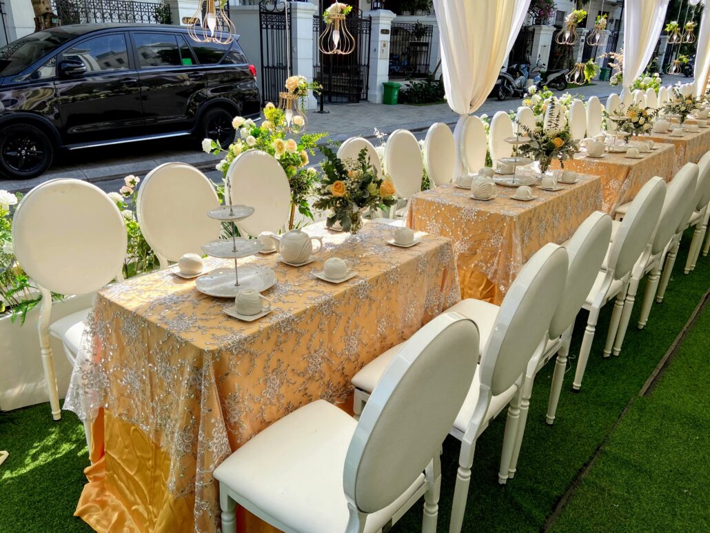 Thuê bàn ghế Hà Nội, giá rẻ