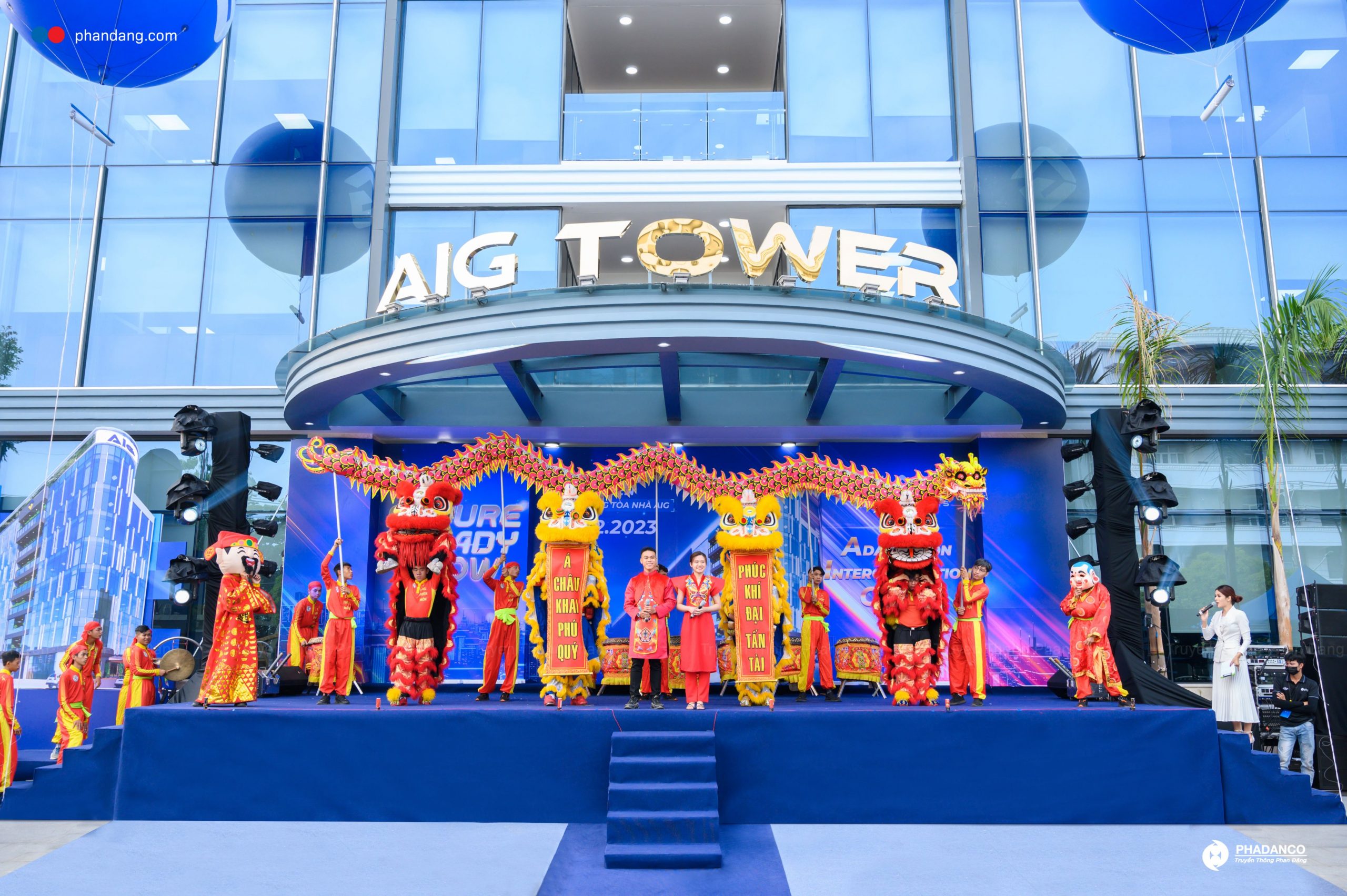 Tổ chức lễ khai trương