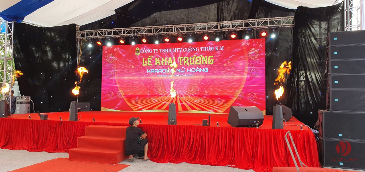 Dịch vụ cho thuê sân khấu sự kiện